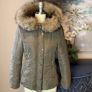 H & M Women’s Brown Faux Fur Parka Size 4